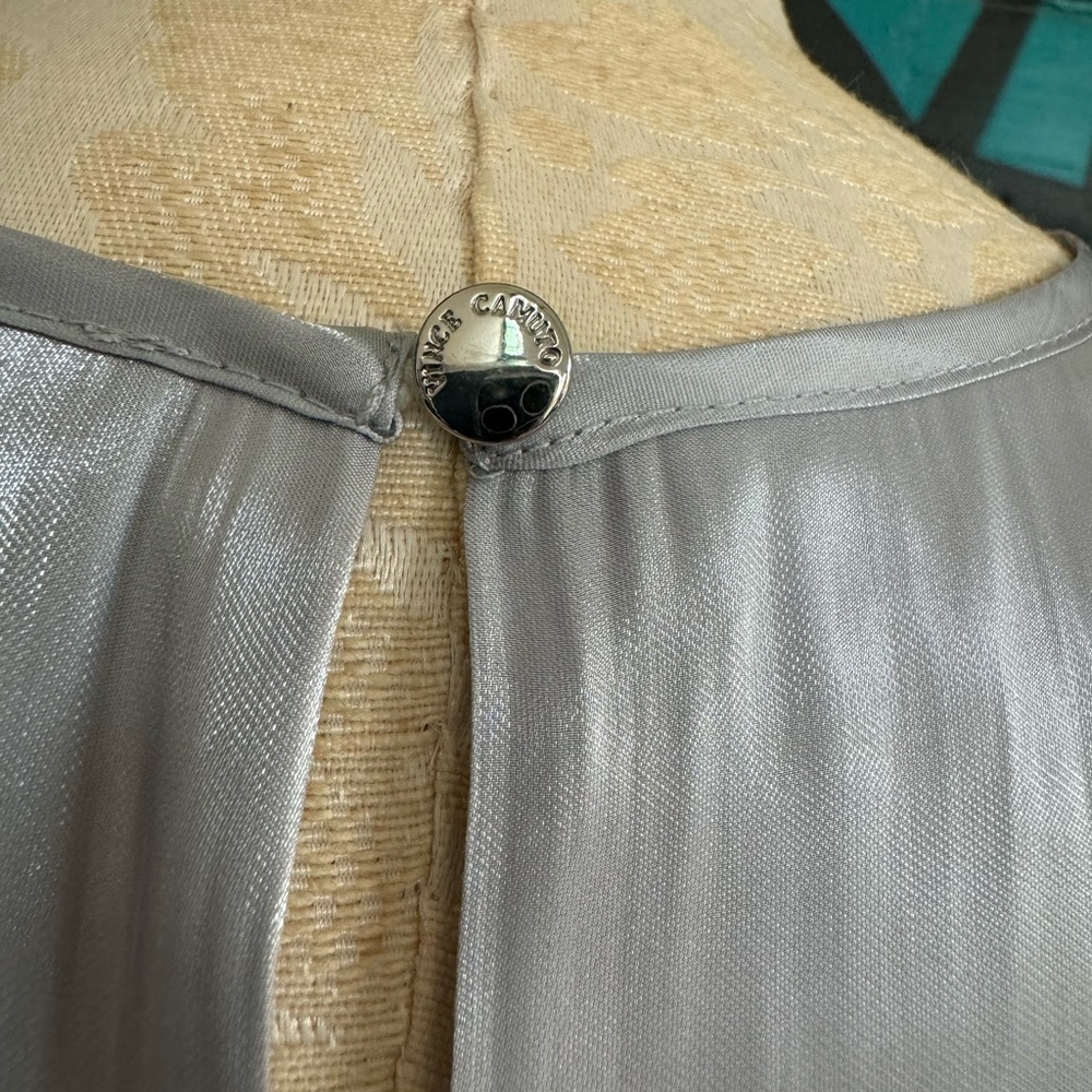 NWT Vince Camuto Silvery Tunic, size Medium - Picture 7 of 11